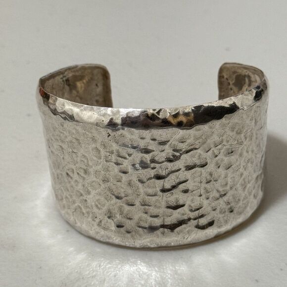 Vintage Taxco Mexico Hammered Sterling Wide Cuff - Picture 4 of 7
